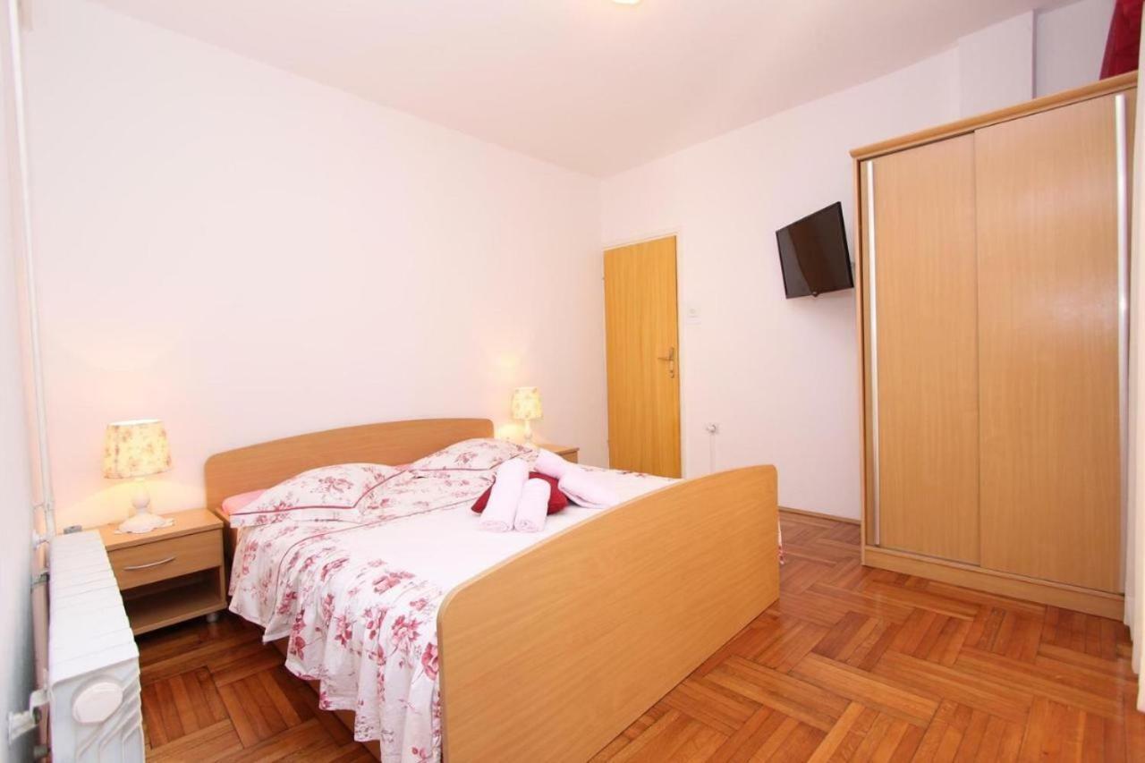 Guest House Licul 罗维尼 外观 照片